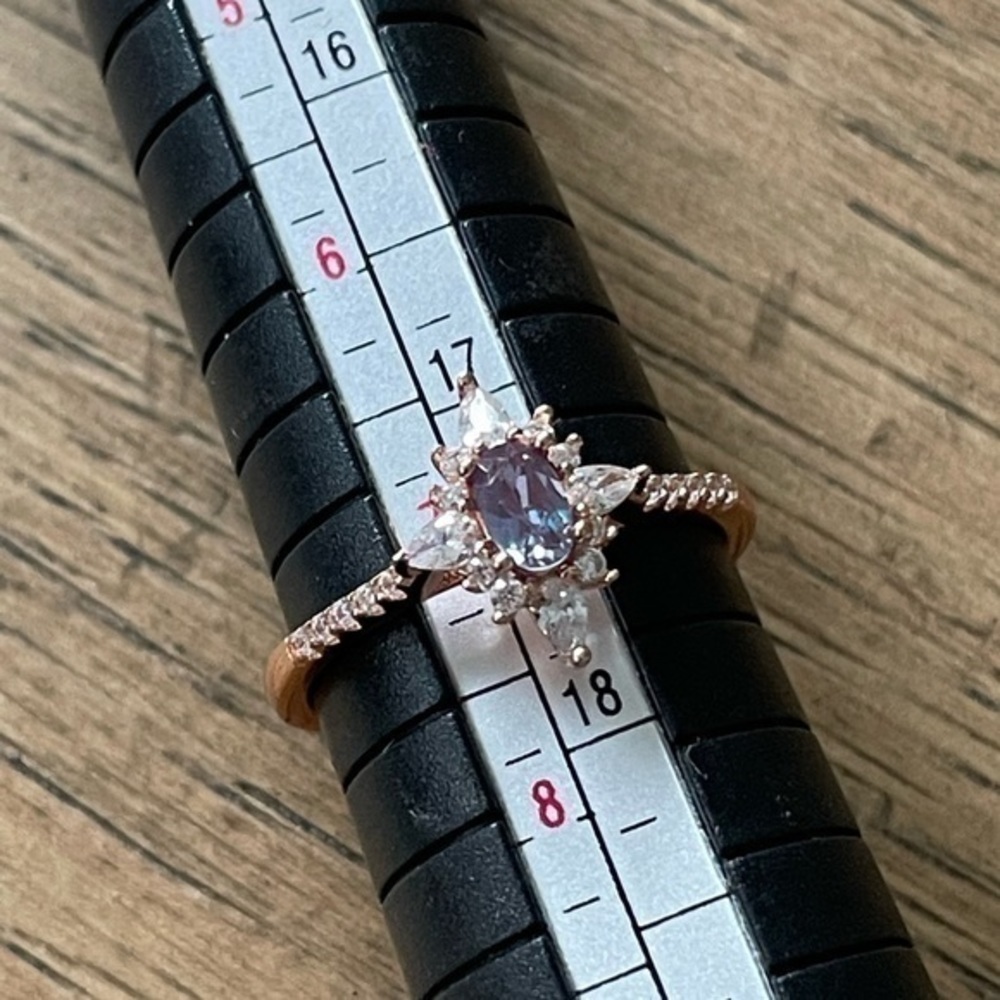 Alexandrite and Zircon Rose Gold Ring - Picture 13 of 15